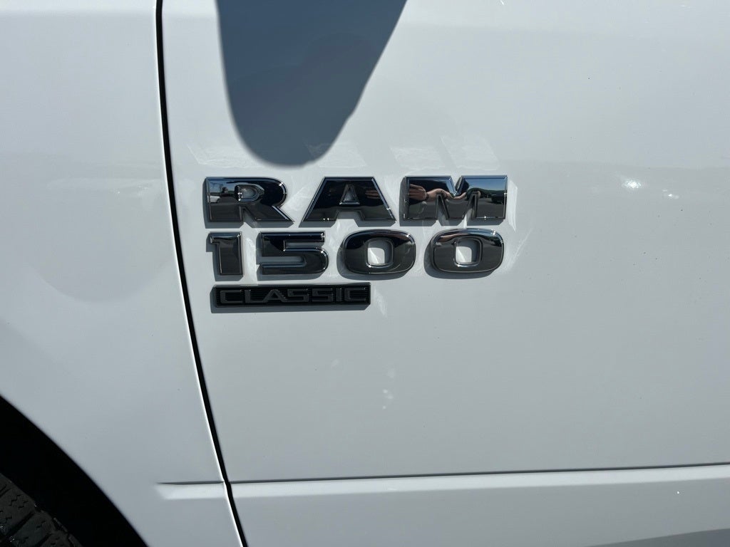 2023 RAM 1500 Classic Tradesman Regular Cab 4x2 8' Box